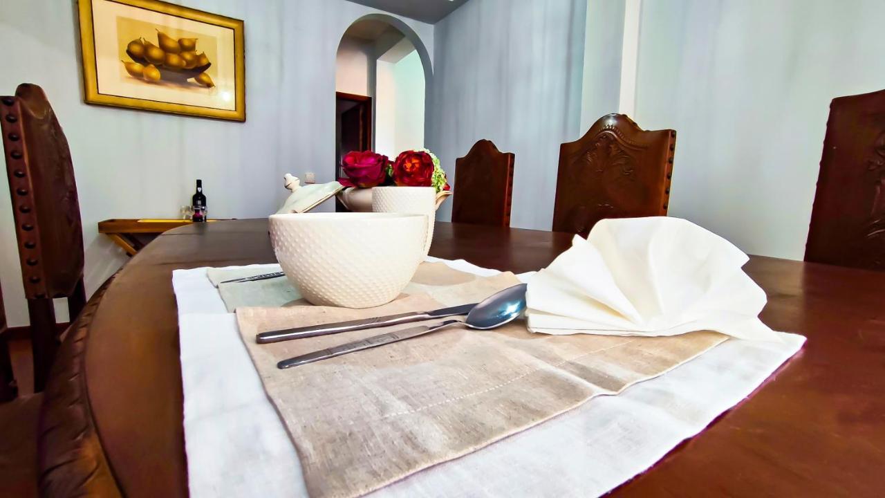 Casa Gina, With Views To Funchal Bay Villa Bagian luar foto