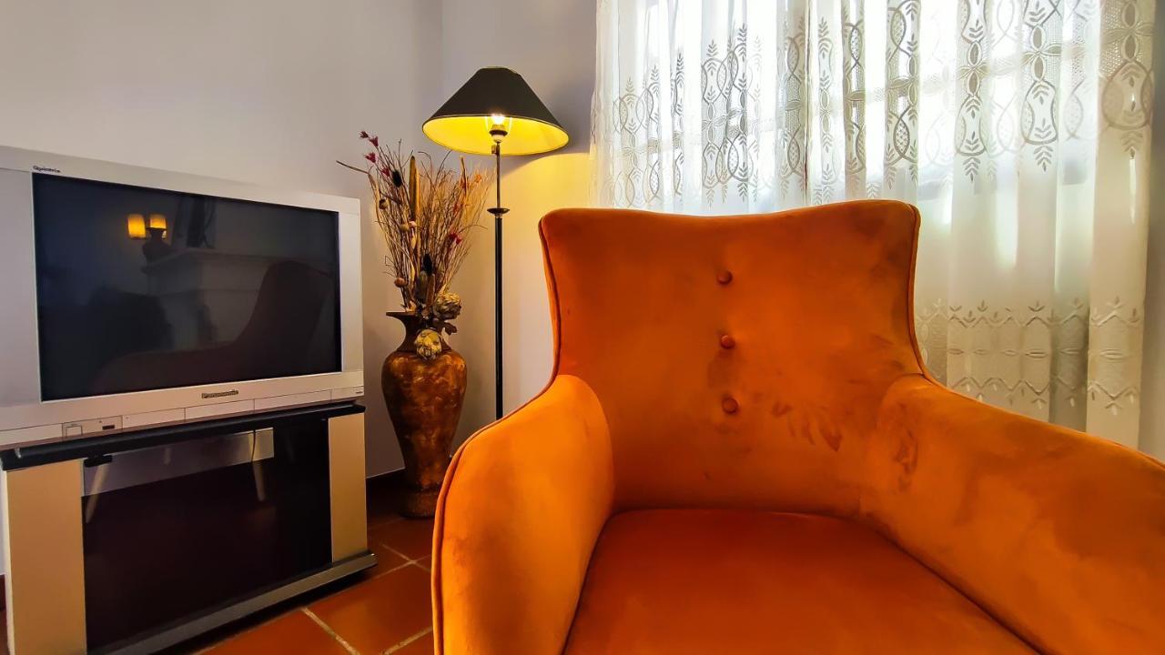 Casa Gina, With Views To Funchal Bay Villa Bagian luar foto
